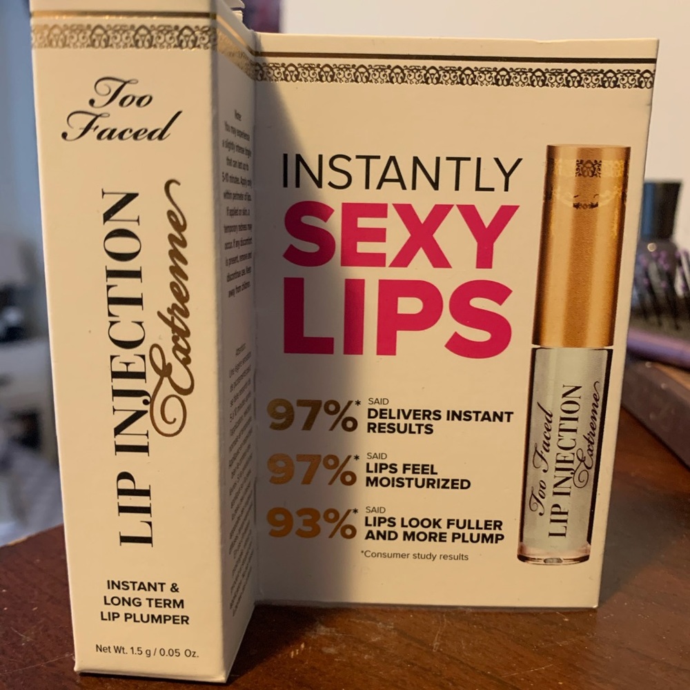 Too Faced lip injection extreme